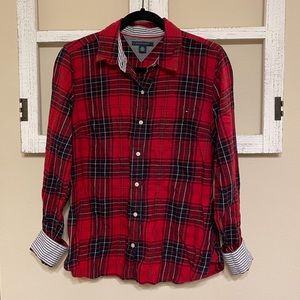 Tommy Hilfiger plaid flannel button down long sleeve shirt